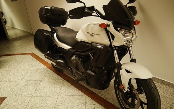Gebrauchtmotorrad Honda CTX 700 - Bild 2