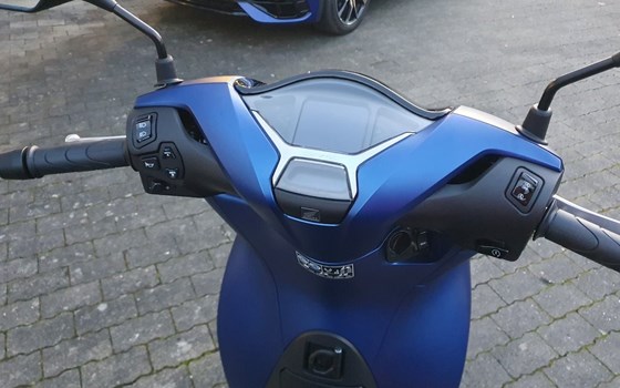 Gebrauchtmotorrad Honda SH150i - Bild 10