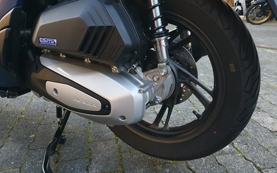Gebrauchtmotorrad Honda SH150i - Bild 15