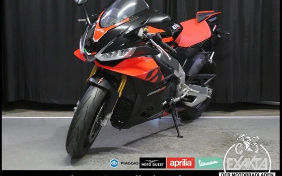 Gebrauchtmotorrad Aprilia RSV 4 Factory - Bild 1