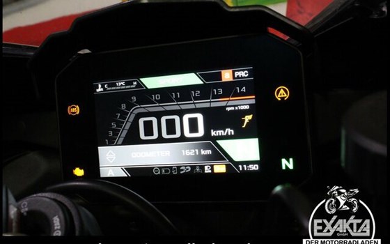 Gebrauchtmotorrad Aprilia RSV 4 Factory - Bild 11