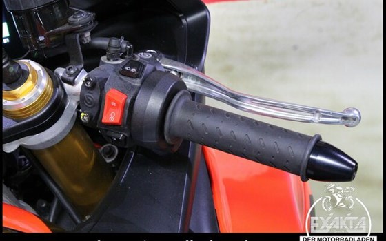 Gebrauchtmotorrad Aprilia RSV 4 Factory - Bild 18