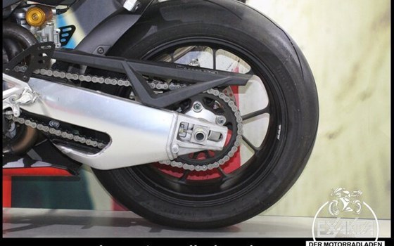 Gebrauchtmotorrad Aprilia RSV 4 Factory - Bild 22