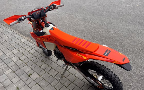 Neufahrzeug KTM 500 EXC-F SIX DAYS - Bild 4