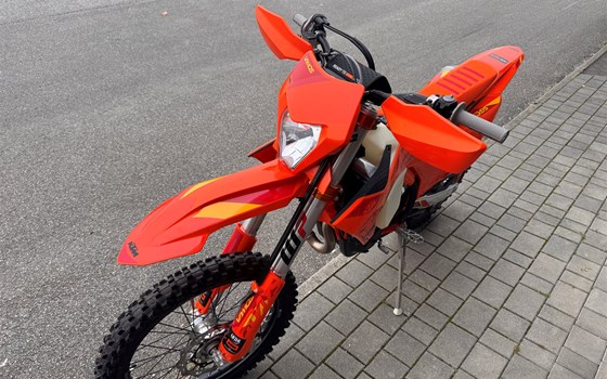 Neufahrzeug KTM 500 EXC-F SIX DAYS - Bild 5