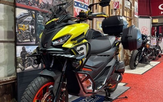 Gebrauchtmotorrad Aprilia SR GT 200 - Bild 15