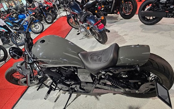 Gebrauchtmotorrad Honda VT 750 DC Black Widow - Bild 6