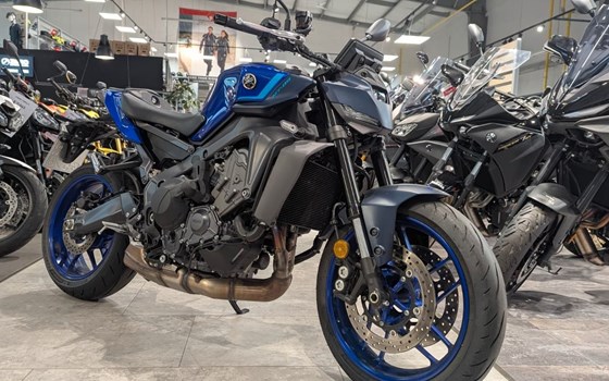Gebrauchtmotorrad Yamaha MT-09 Y-AMT - Bild 3