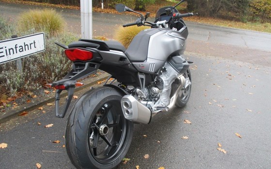 Neufahrzeug Moto Guzzi V100 Mandello S - Bild 3