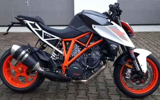 Gebrauchtmotorrad KTM 1290 Super Duke R - Bild 2