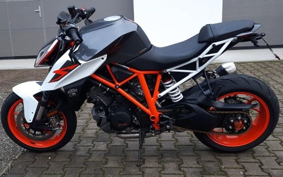 Gebrauchtmotorrad KTM 1290 Super Duke R - Bild 5