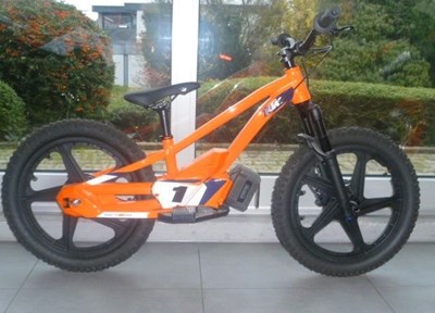NEUFAHRZEUG KTM SX-E 1.20