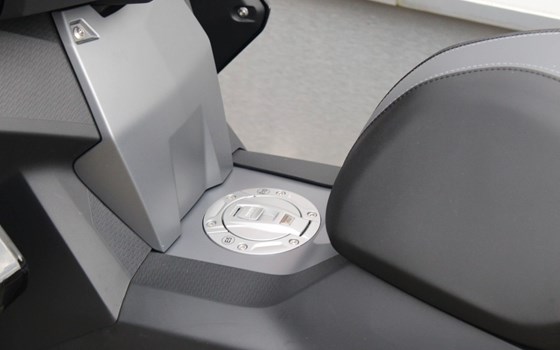 Gebrauchtmotorrad BMW C 400 X - Bild 15