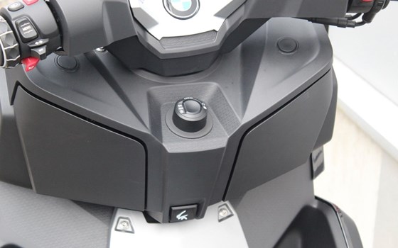 Gebrauchtmotorrad BMW C 400 X - Bild 17