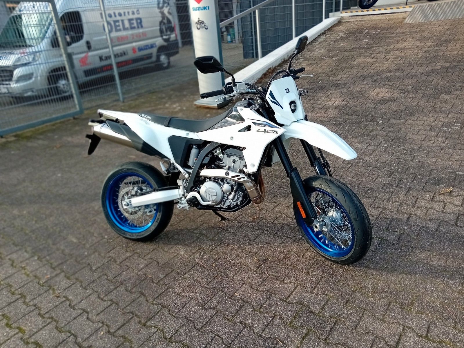 Suzuki DR-Z4SM