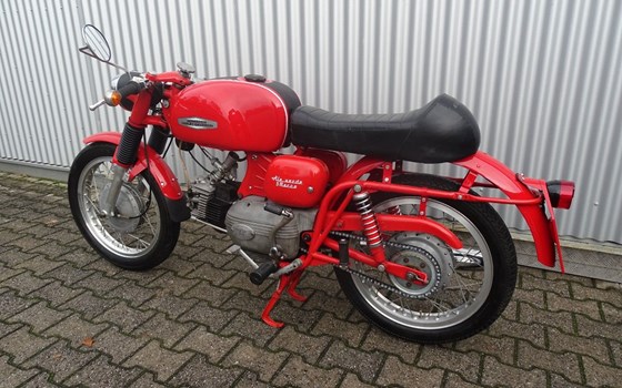 Gebrauchtmotorrad Aermacchi Ala Verde - Bild 4