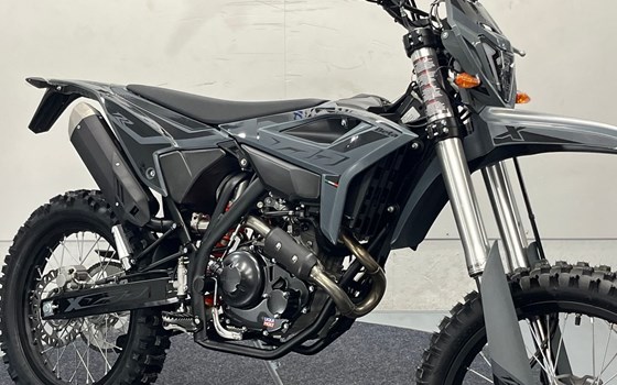 Neufahrzeug Beta RR 125 4T Motard T X special edition - Bild 2