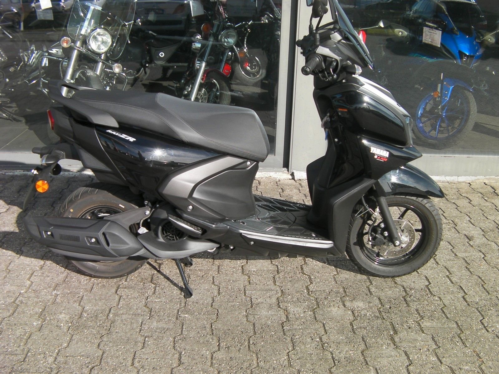 Yamaha RayZR 