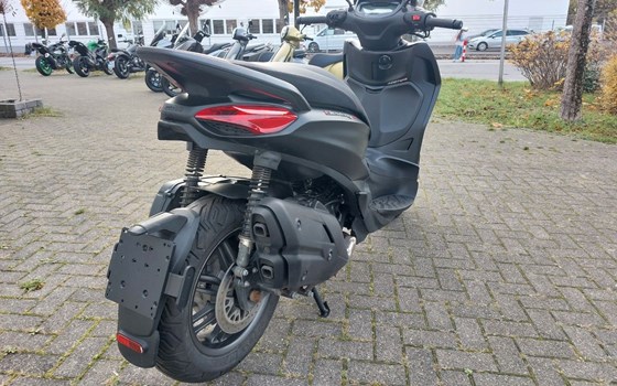 Gebrauchtmotorrad Piaggio Beverly S 400 hpe - Bild 10