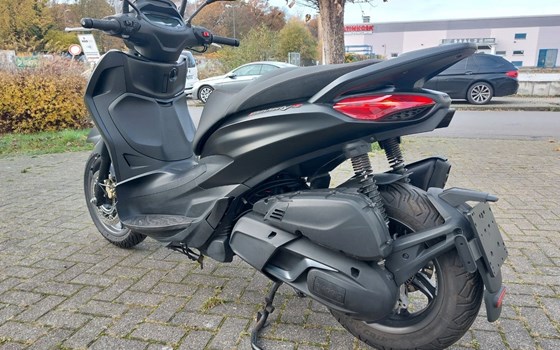 Gebrauchtmotorrad Piaggio Beverly S 400 hpe - Bild 14