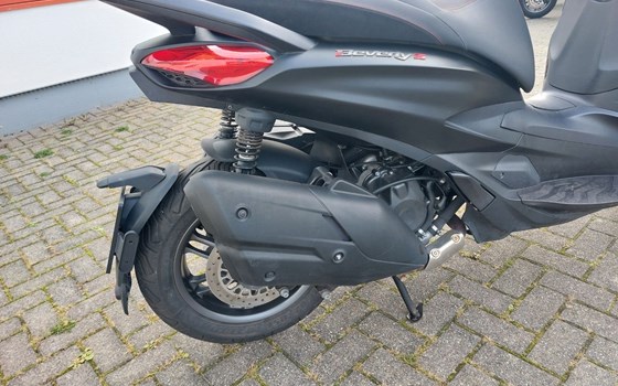 Gebrauchtmotorrad Piaggio Beverly S 400 hpe - Bild 9