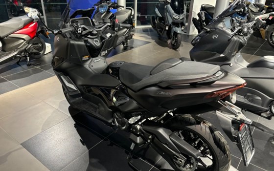 Gebrauchtmotorrad Yamaha TMAX 560 Tech Max - Bild 7