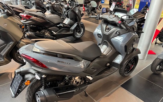Gebrauchtmotorrad Yamaha Tricity 300 - Bild 7