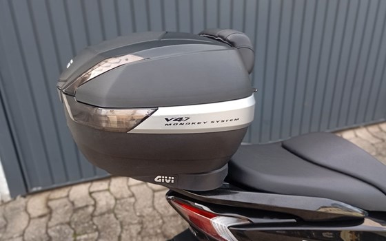 Gebrauchtmotorrad Honda Forza 300 - Bild 12