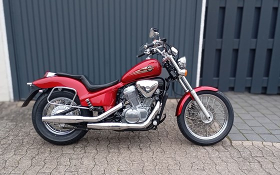 Gebrauchtmotorrad Honda VT 600 VLX Shadow - Bild 1
