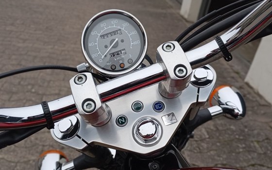 Gebrauchtmotorrad Honda VT 600 VLX Shadow - Bild 12