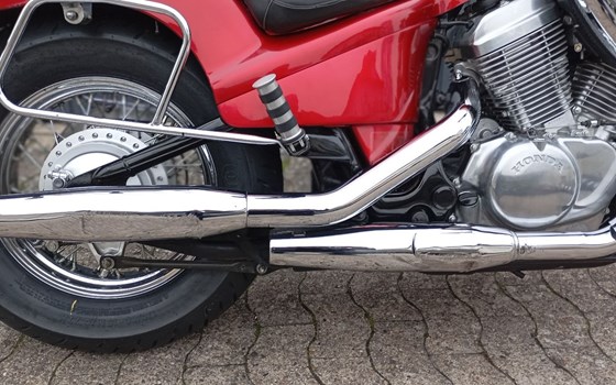 Gebrauchtmotorrad Honda VT 600 C Shadow - Bild 6