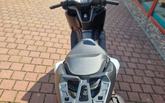 Gebrauchtmotorrad Yamaha NMAX 125 Tech MAX - Bild 5