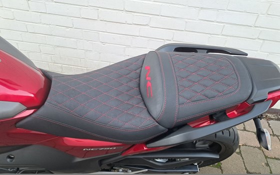 Gebrauchtmotorrad Honda NC750S DCT - Bild 8