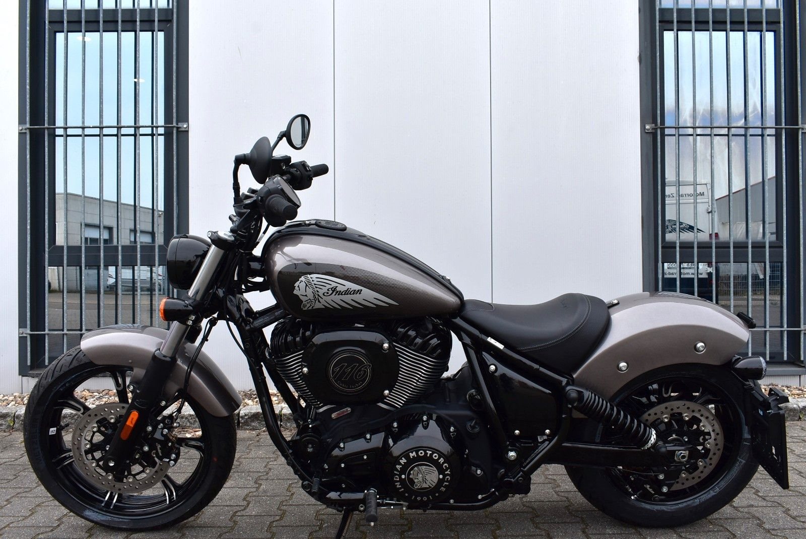 Indian Chief Bobber Dark Horse