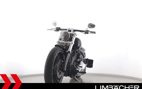 Gebrauchtmotorrad Harley-Davidson Softail Breakout FXSB - Bild 3