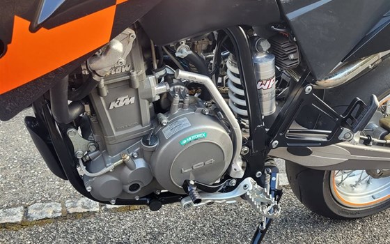 Motorrad Occasion KTM 640 LC4 Supermoto - Bild 8