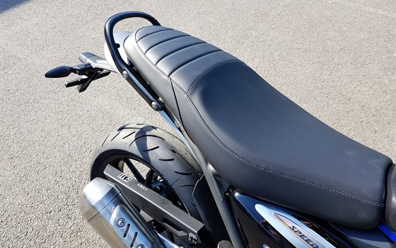 Gebrauchtmotorrad Triumph Speed 400 - Bild 6