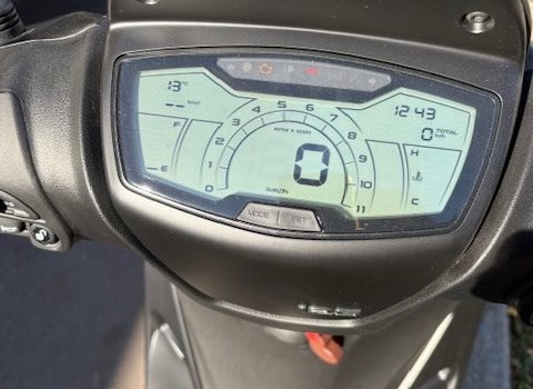 Gebrauchtmotorrad Piaggio Medley 125 S - Bild 4