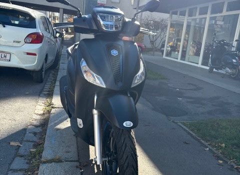 Gebrauchtmotorrad Piaggio Medley 125 S - Bild 3