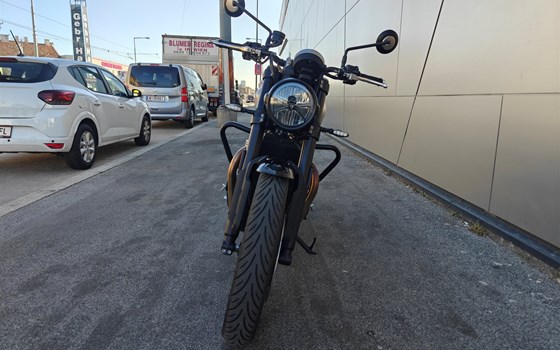 Gebrauchtmotorrad Triumph Speed Twin 900 - Bild 3