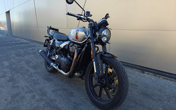 Gebrauchtmotorrad Triumph Speed Twin 900 - Bild 2