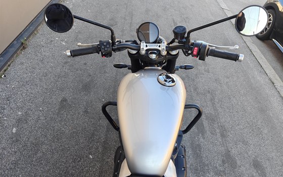 Gebrauchtmotorrad Triumph Speed Twin 900 - Bild 6