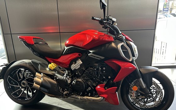 Gebrauchtmotorrad Ducati Diavel V4 - Bild 1
