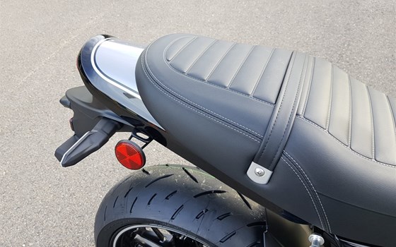 Gebrauchtmotorrad Kawasaki Z900 RS - Bild 6