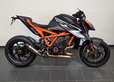 GEBRAUCHTFAHRZEUG KTM 1290 Super Duke RR