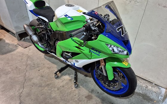 Gebrauchtmotorrad Kawasaki Ninja ZX-10R - Bild 10