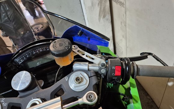 Gebrauchtmotorrad Kawasaki Ninja ZX-10R - Bild 5