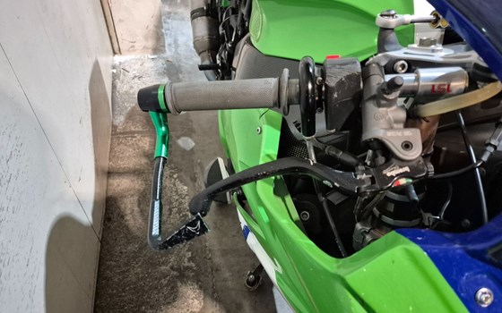 Gebrauchtmotorrad Kawasaki Ninja ZX-10R - Bild 6