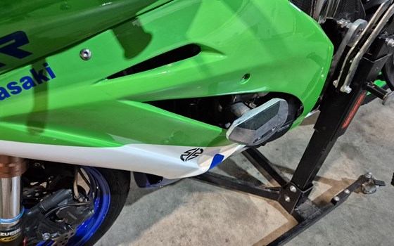 Gebrauchtmotorrad Kawasaki Ninja ZX-10R - Bild 7