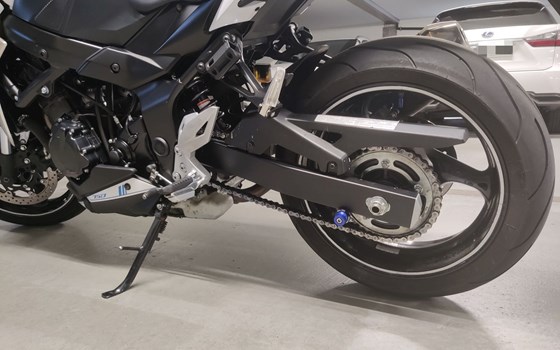 Motorrad Occasion Suzuki GSR 750 - Bild 19